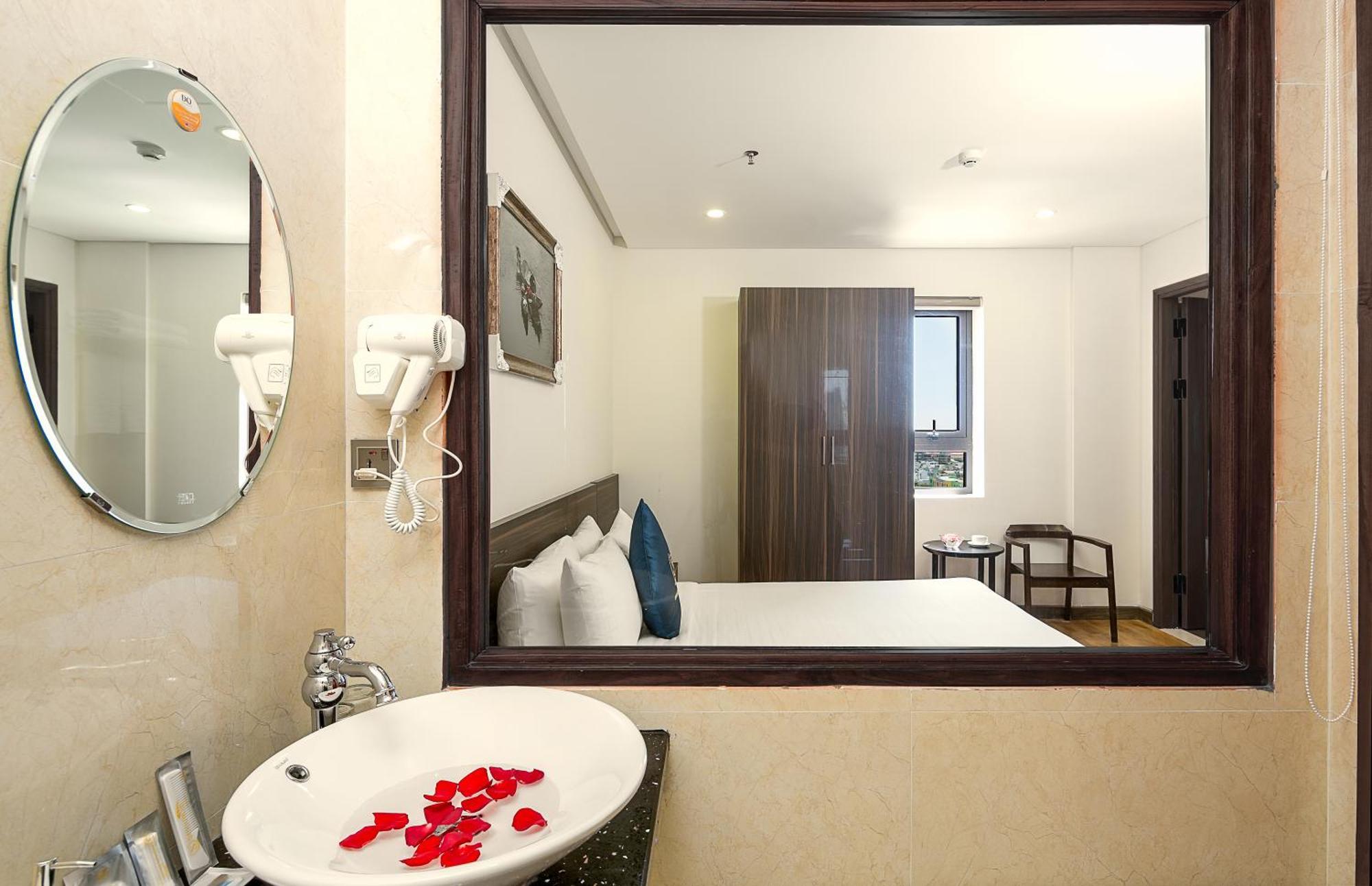 Sepon Blue Hotel Дананг Экстерьер фото